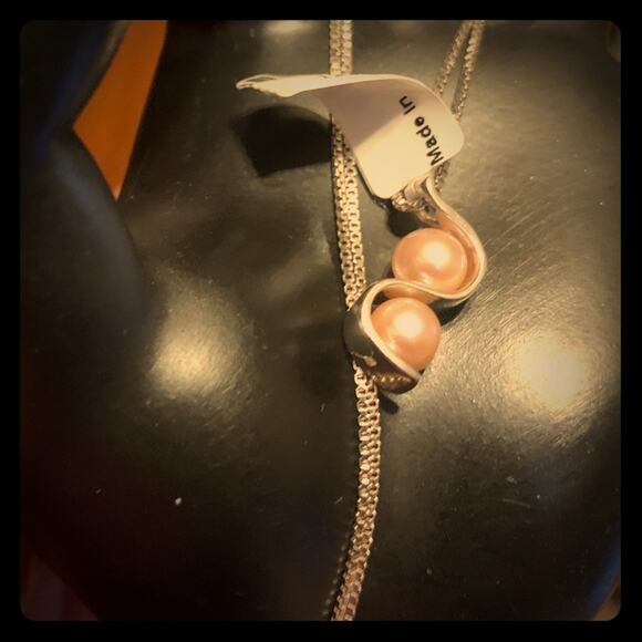 Pink freshwater pearl necklace, 16” SS chain - Picture 1 of 3